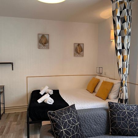 Orleans Centre Proche Gare - Appartement Fonctionnel Residence Calme Parking Prive Gratuit - Le Central Elegance Eksteriør billede