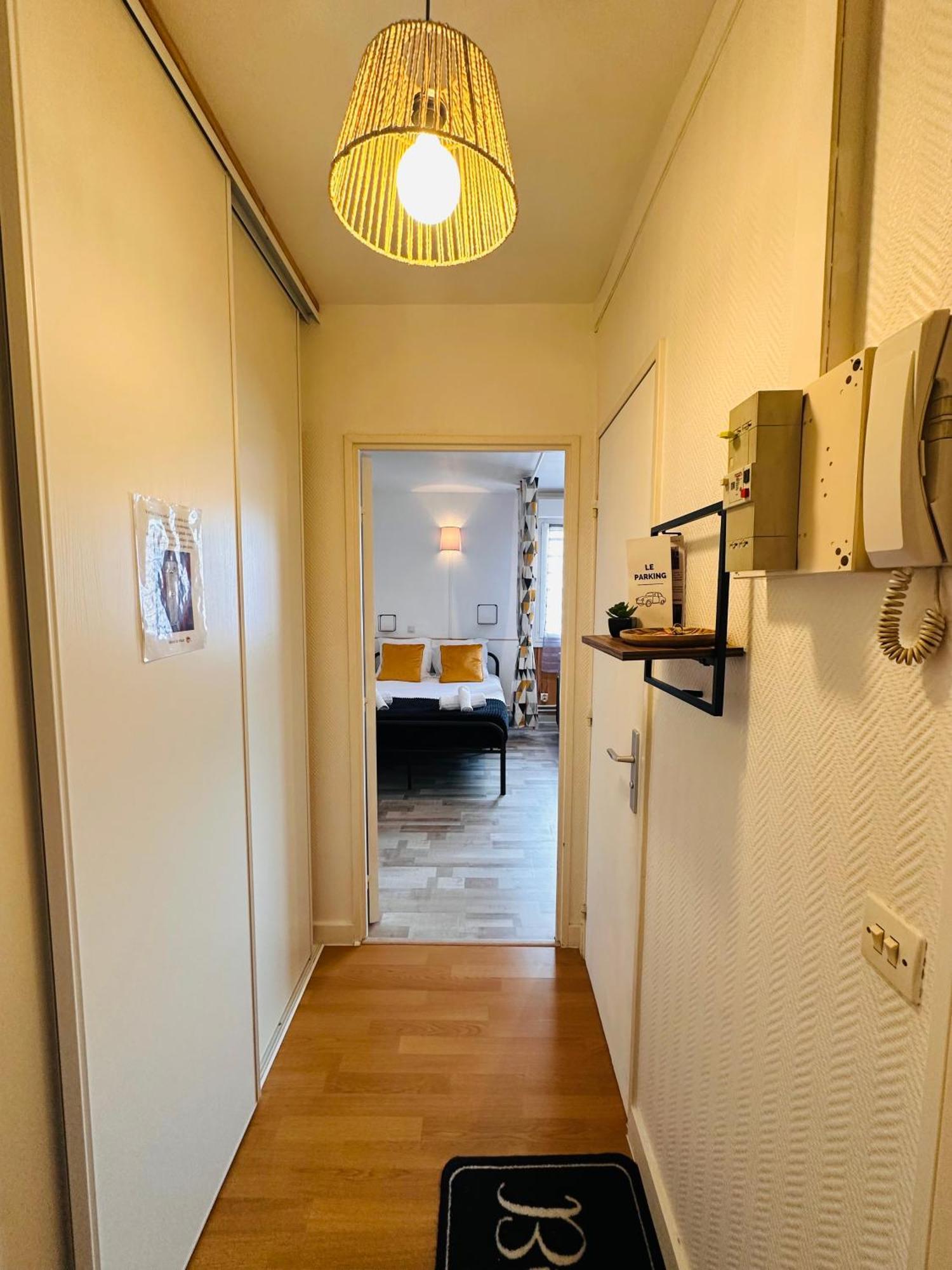 Orleans Centre Proche Gare - Appartement Fonctionnel Residence Calme Parking Prive Gratuit - Le Central Elegance Eksteriør billede