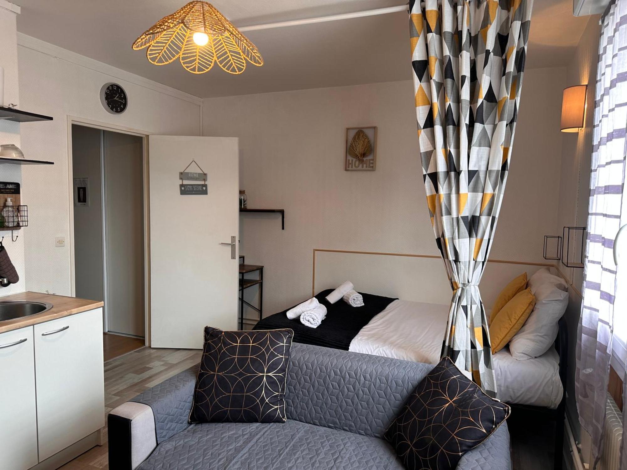 Orleans Centre Proche Gare - Appartement Fonctionnel Residence Calme Parking Prive Gratuit - Le Central Elegance Eksteriør billede