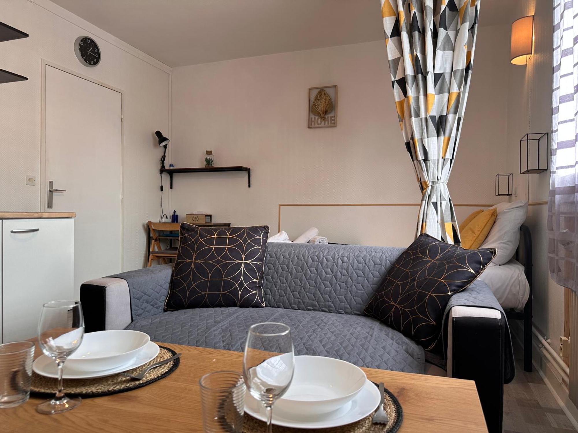 Orleans Centre Proche Gare - Appartement Fonctionnel Residence Calme Parking Prive Gratuit - Le Central Elegance Eksteriør billede